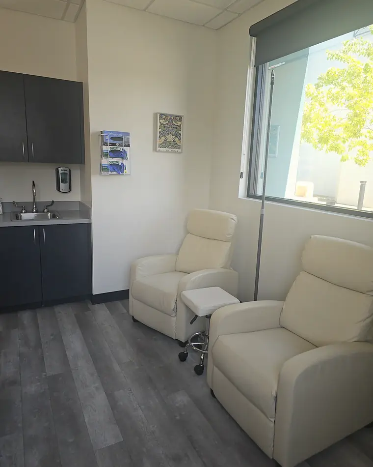 PISO's IV lounge